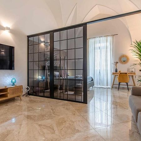 Zephir Apartments Бриндизи Экстерьер фото