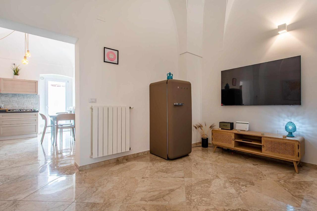 Zephir Apartments Бриндизи Экстерьер фото